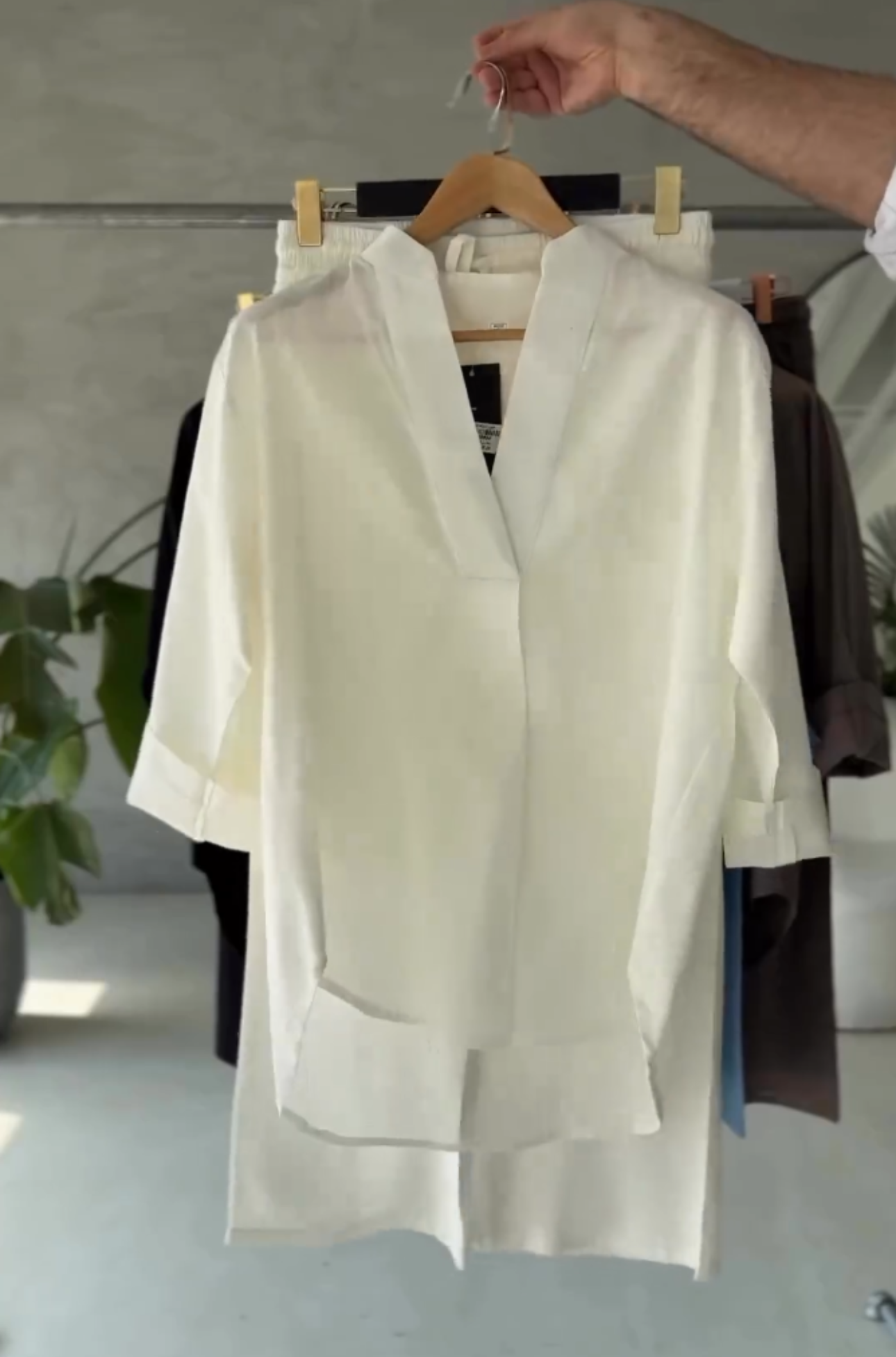 Offer Price Women's V-Neck Linen Shirt & Trouser Set T125A